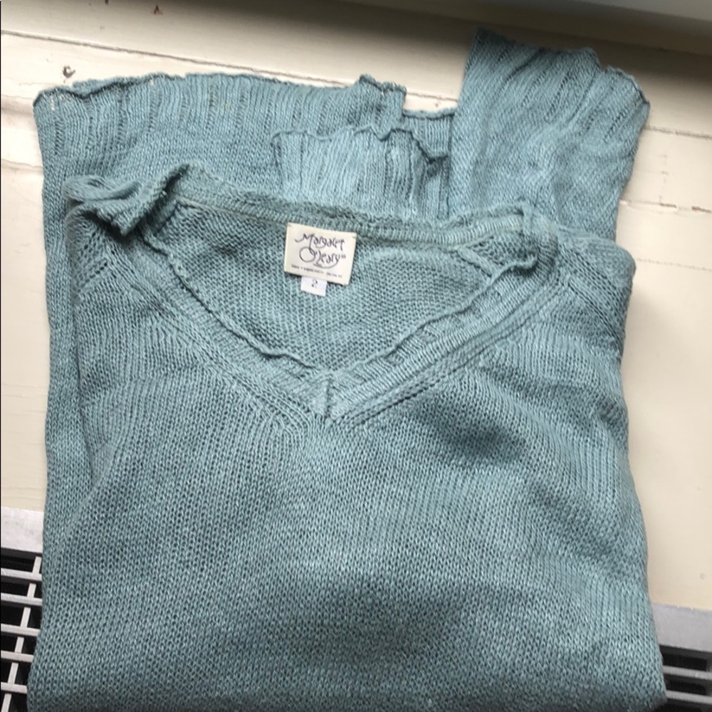 Margaret O’Leary size 2 linen v- neck sweater